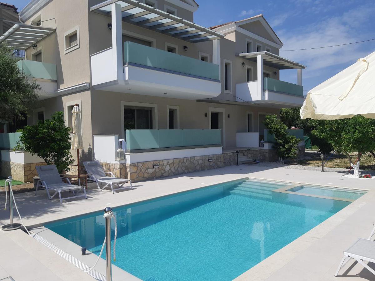 Kampos Apartment Vasiliki  Bagian luar foto