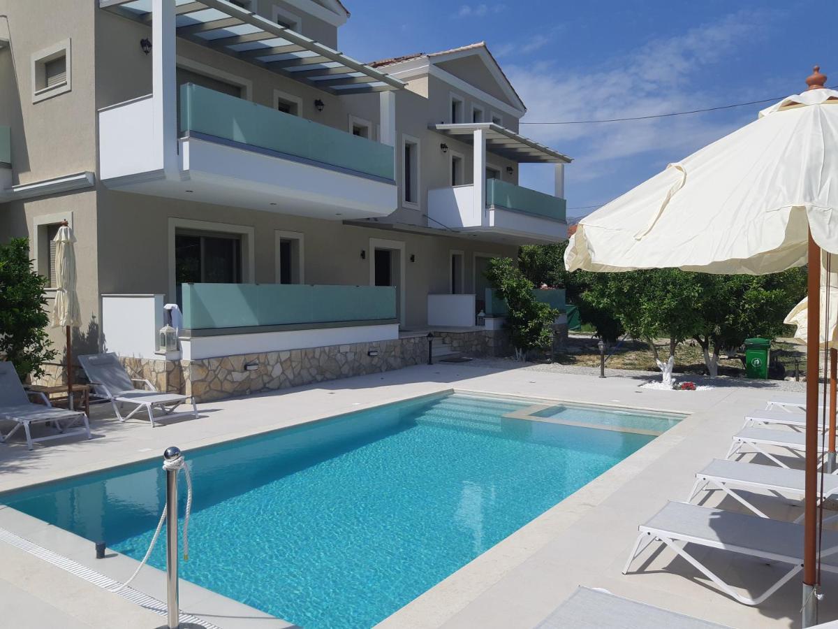 Kampos Apartment Vasiliki  Bagian luar foto